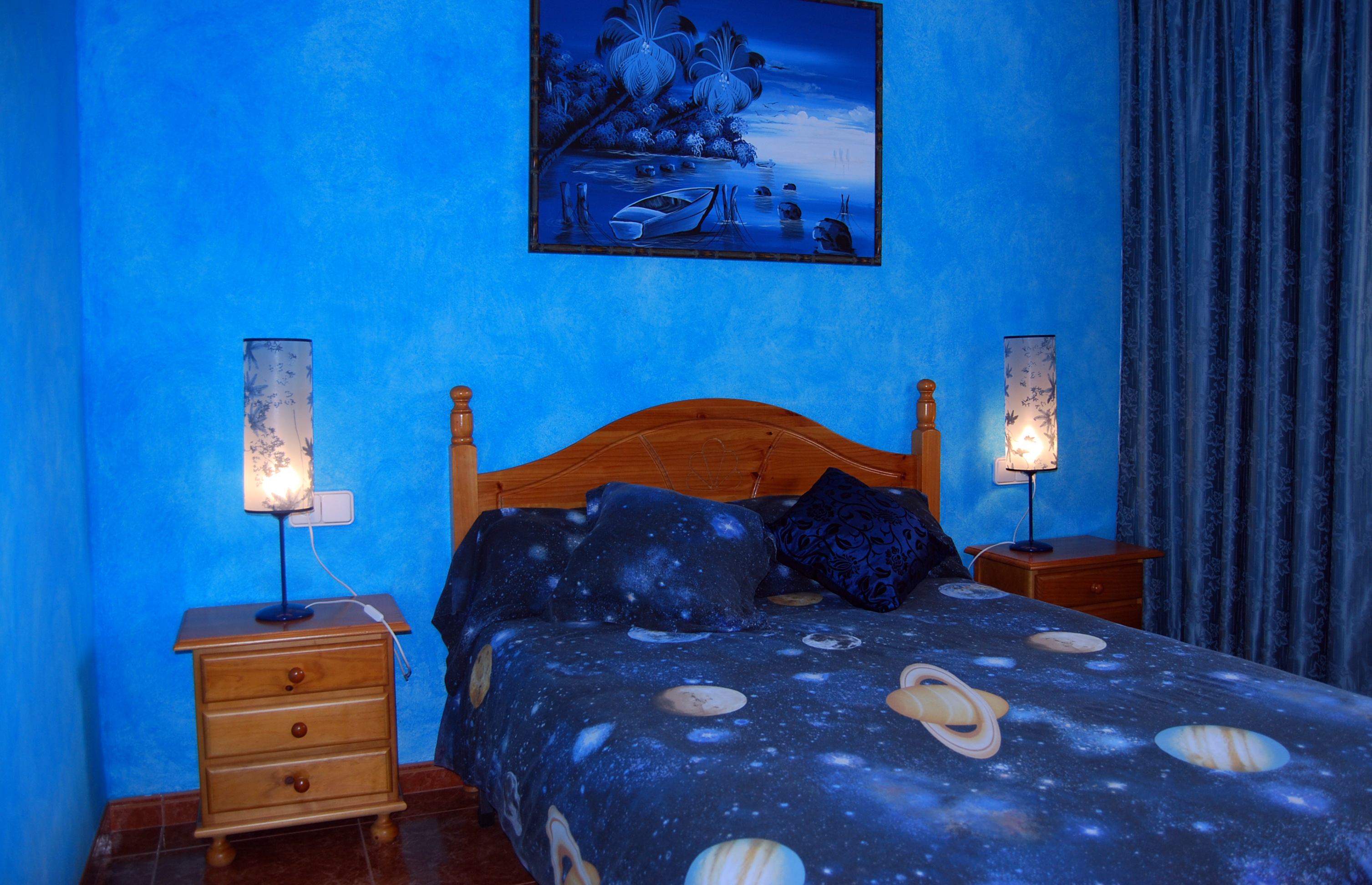 Habitacin cama matrimonio en una villa en Ibiza